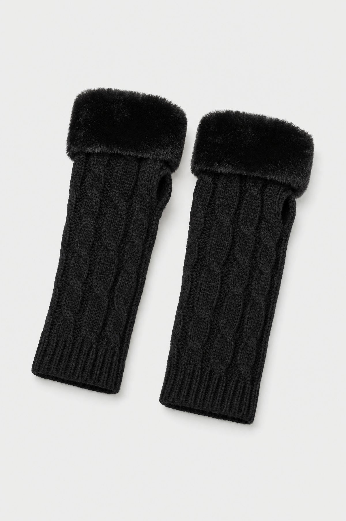 Hoxton Cable-Knit Fingerless Gloves in Black, product shot