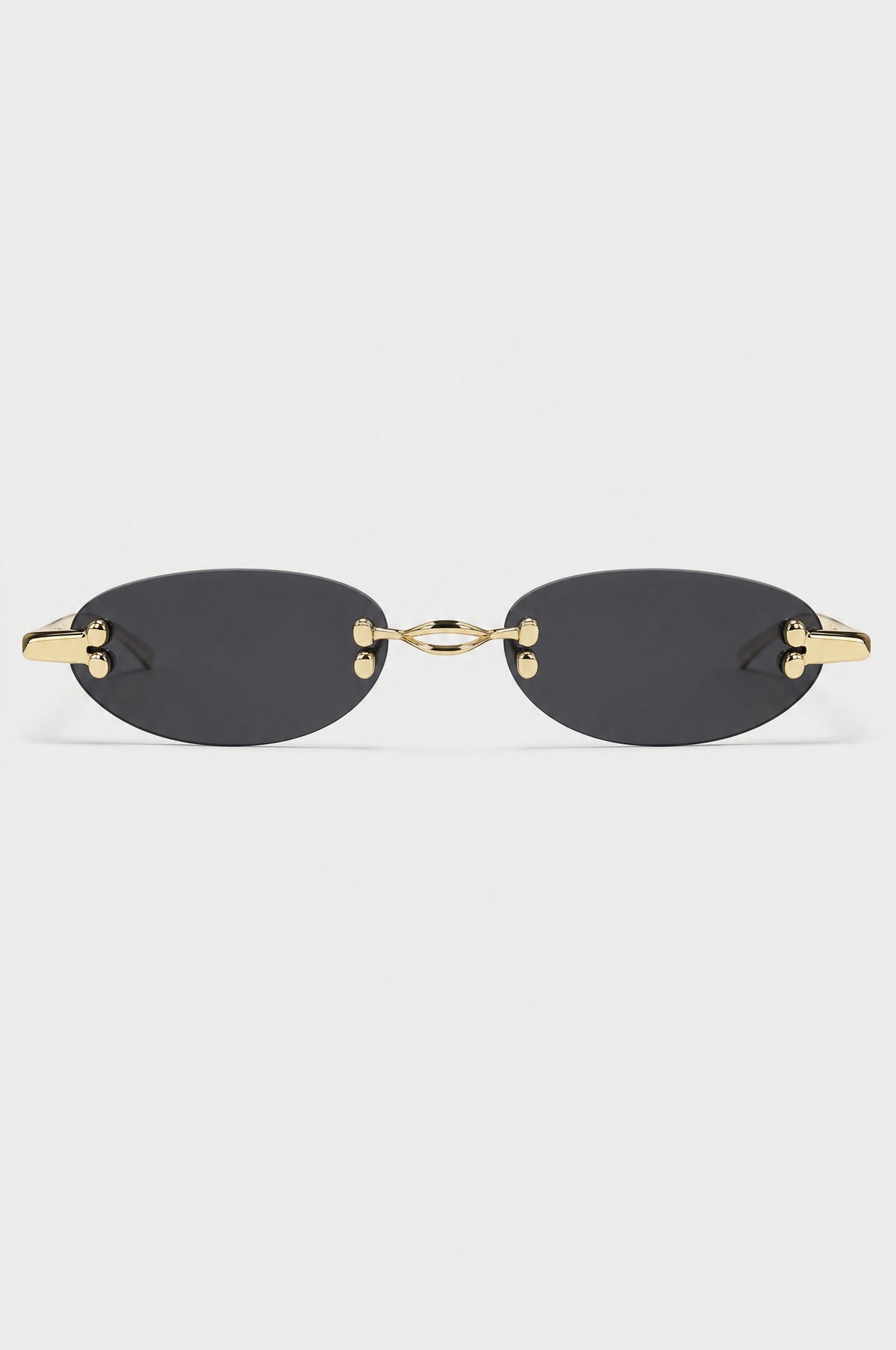 The Chiswick Oval Sunglasses in Gold Black, front