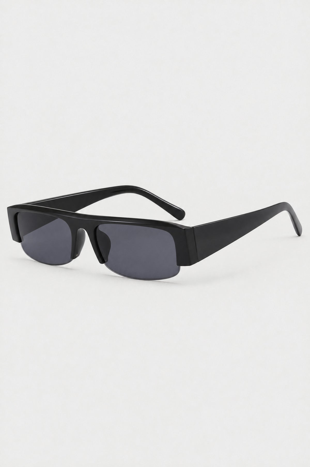 The Barnes Rectangle Sunglasses in Black, three-quarter